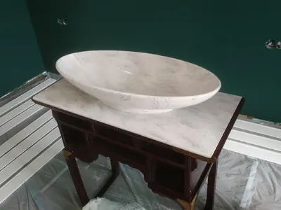 Столешница и раковина для ванной комнаты из искусственного камня Corian Arrowroot