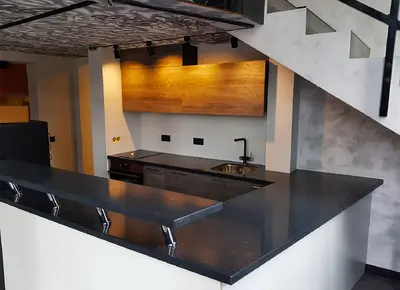Кухонная столешница с барной стойкой из искусственного камня Tristone ST-020 